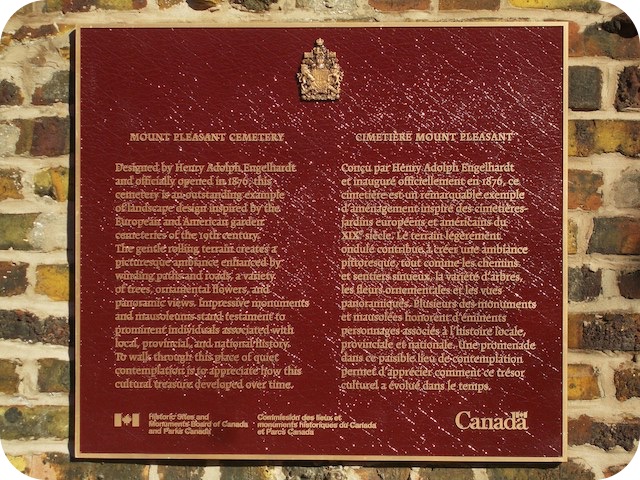 Plaque Photo