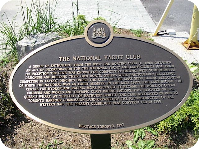 Plaque Photo