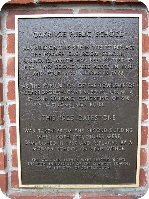 Plaque Photo