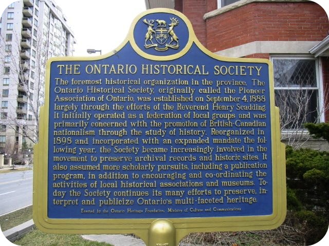 Plaque Photo