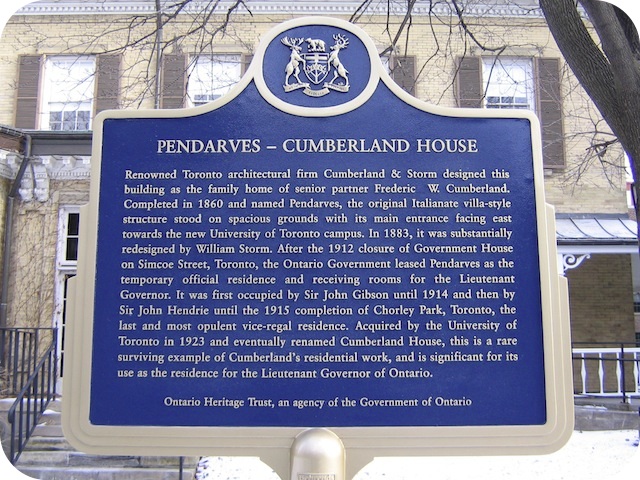 Plaque Photo