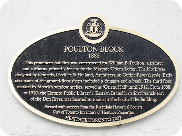 Plaque Photo