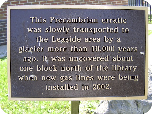 Plaque Photo