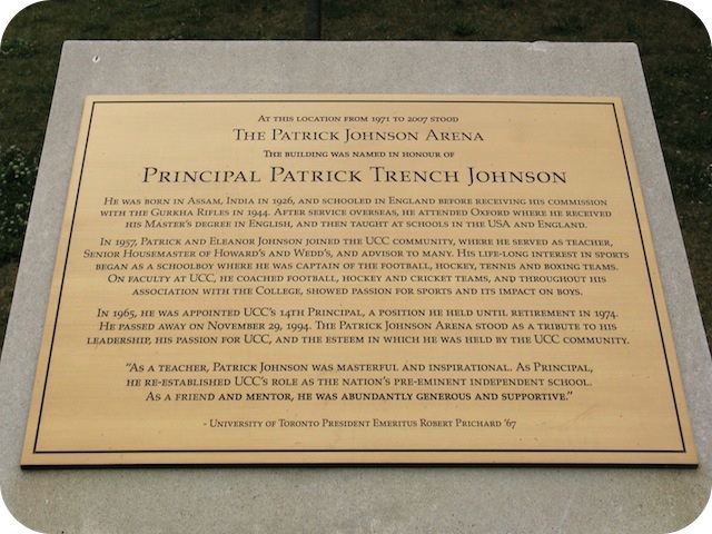 Plaque Photo
