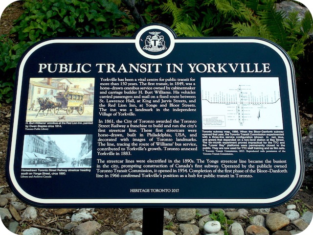 Plaque Photo