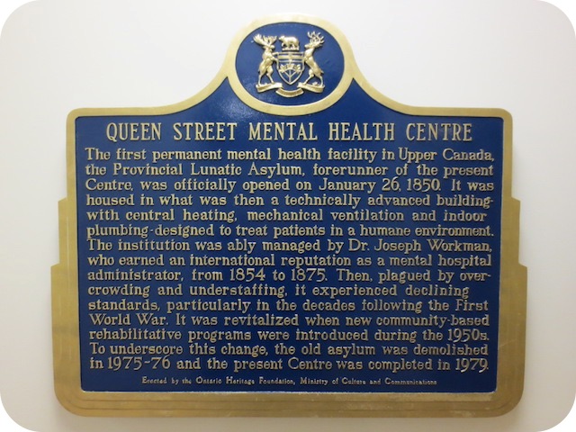 Plaque Photo