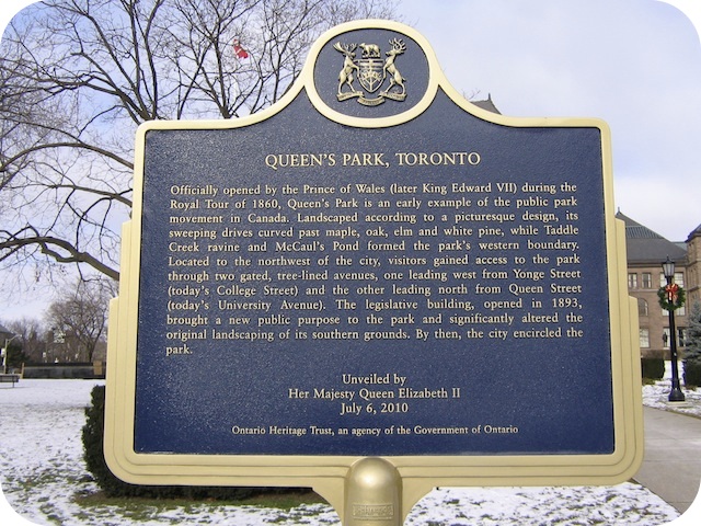 Plaque Photo
