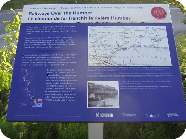 Plaque Photo