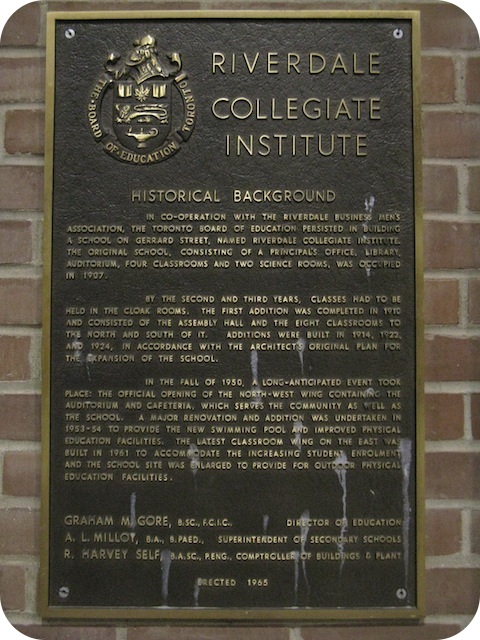 Plaque Photo