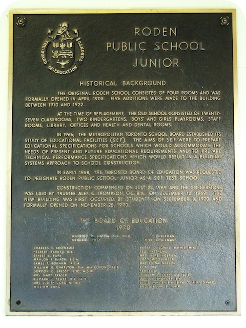 Plaque Photo