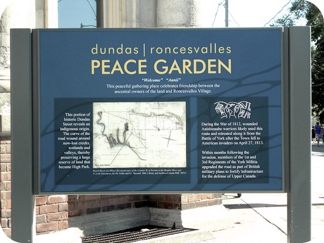 Plaque Photo