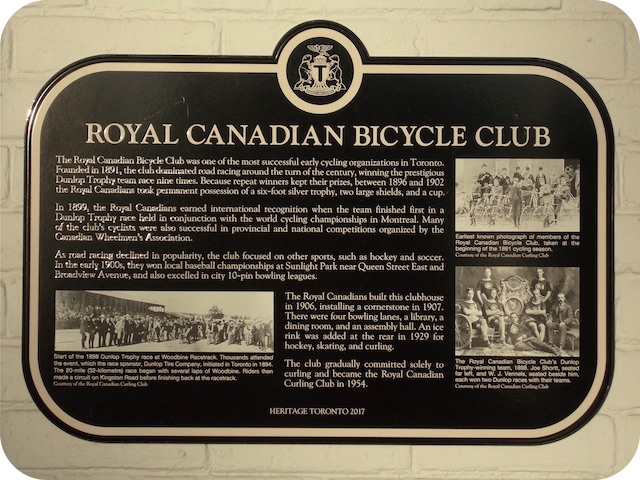 Plaque Photo