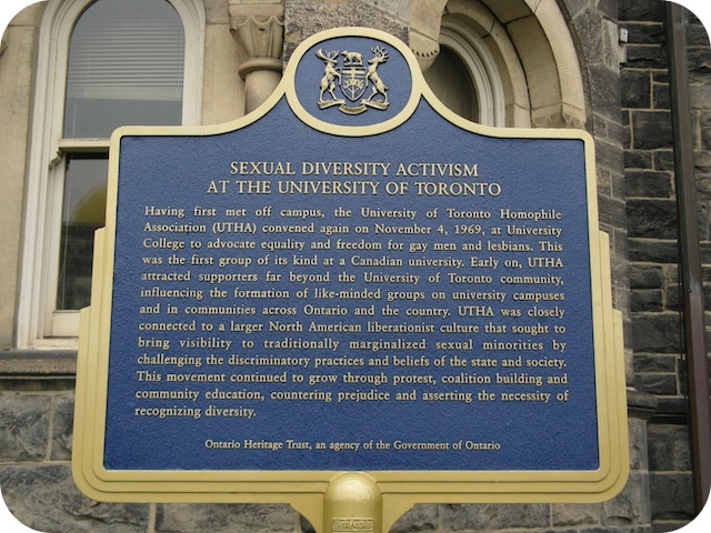 Plaque Photo