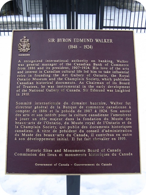Plaque Photo