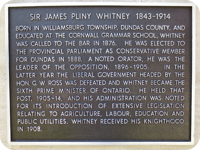 Plaque Photo