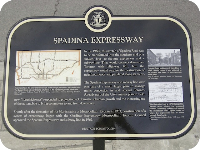 Plaque Photo