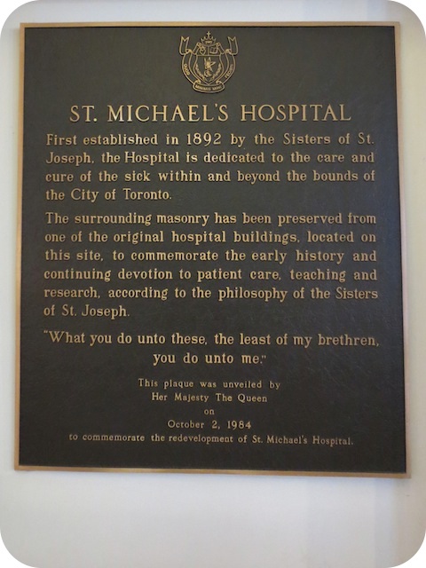 Plaque Photo