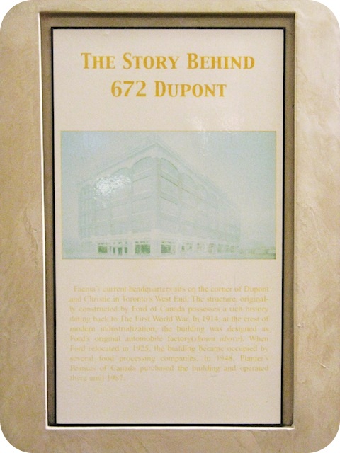 Plaque Photo