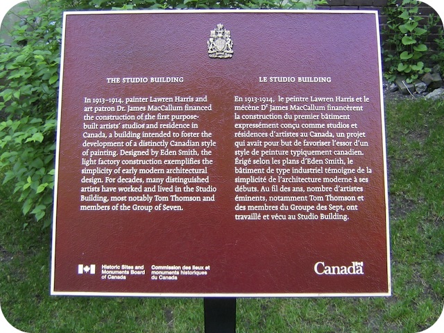 Plaque Photo