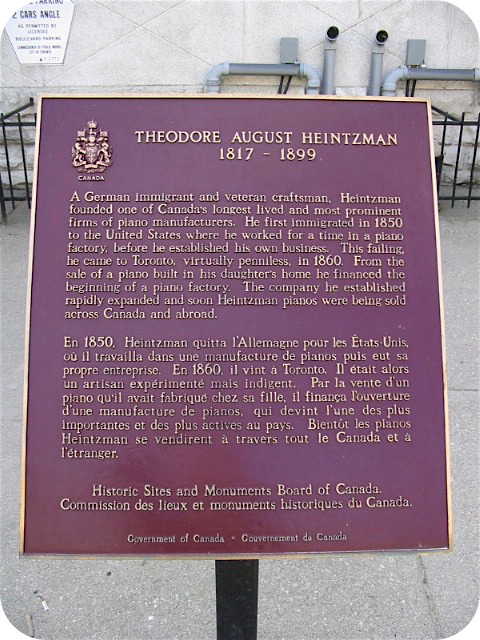Plaque Photo