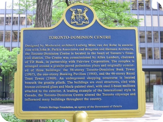 Plaque Photo