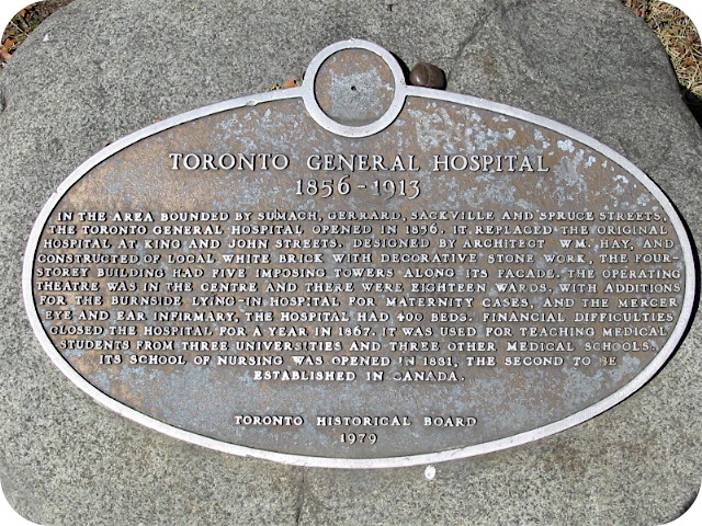 Plaque Photo