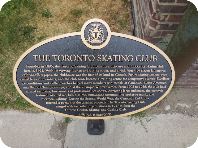Plaque Photo