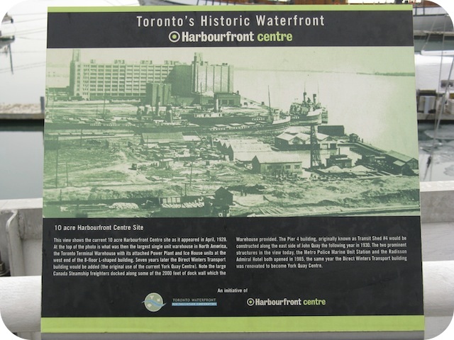 Plaque Photo