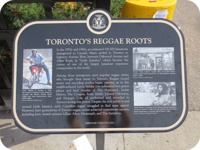 Plaque Photo