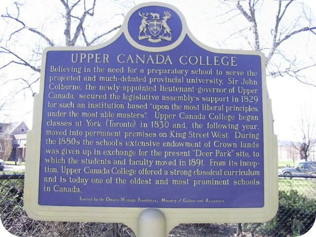 Plaque Photo