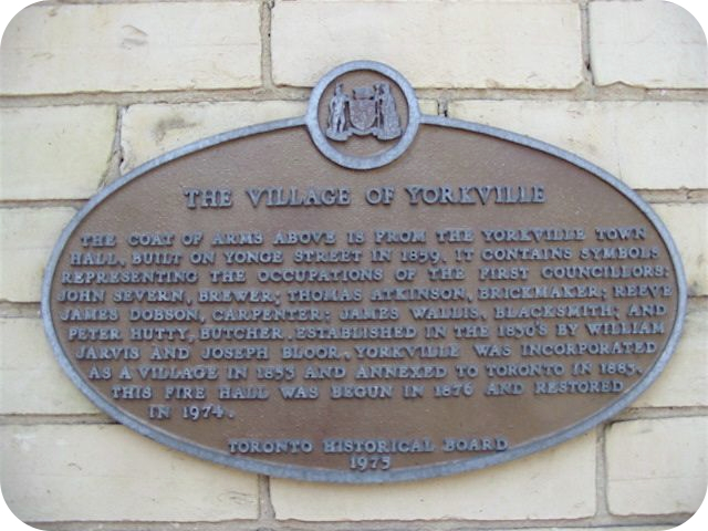 Plaque Photo