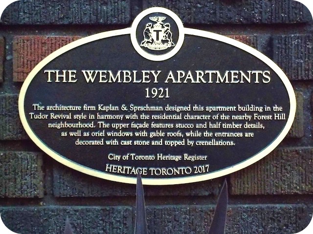 Plaque Photo