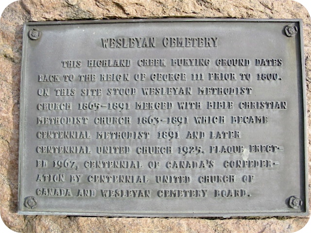 Plaque Photo