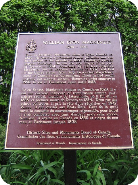 Plaque Photo