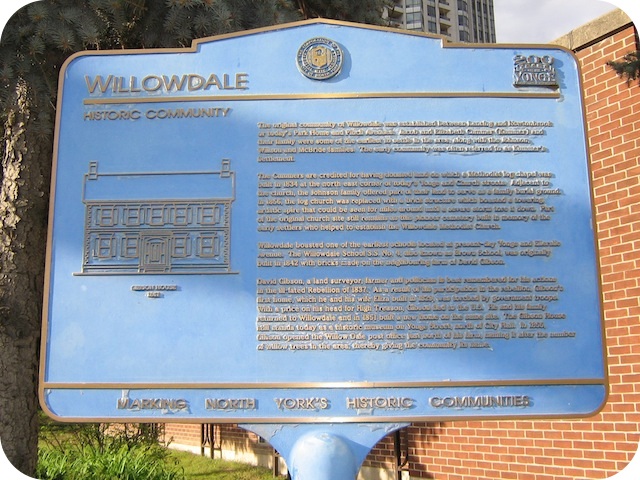Plaque Photo