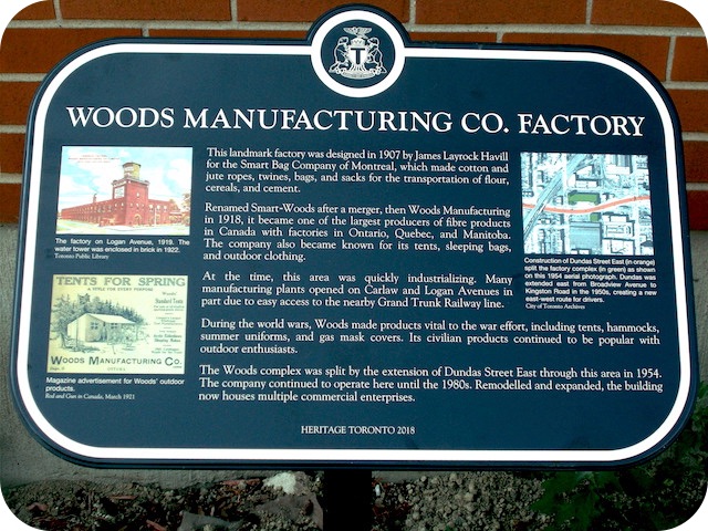 Plaque Photo