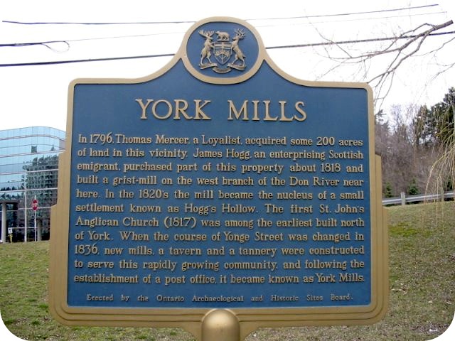 Plaque Photo
