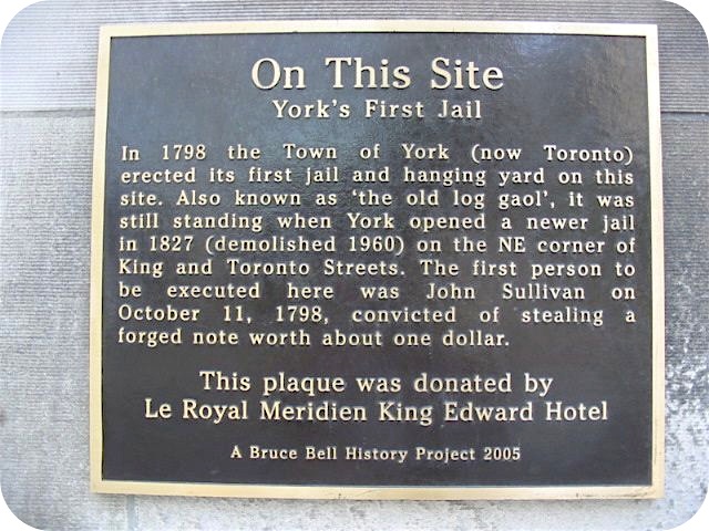 Plaque Photo